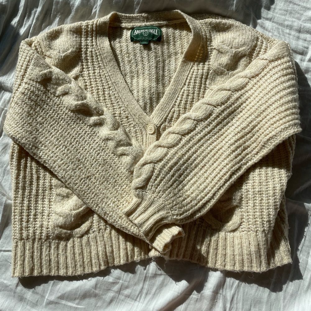 american eagle sweater
